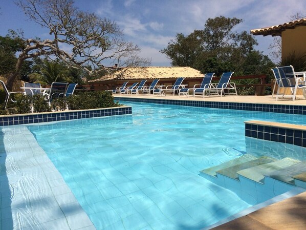 2 outdoor pools, an infinity pool