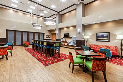 Hampton Inn & Suites Claremore