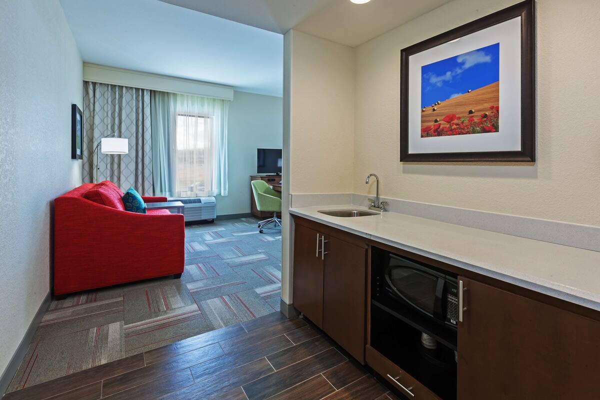 king, suite, kitchenette | private kitchen | mini-fridge, microwave, coffee/tea maker