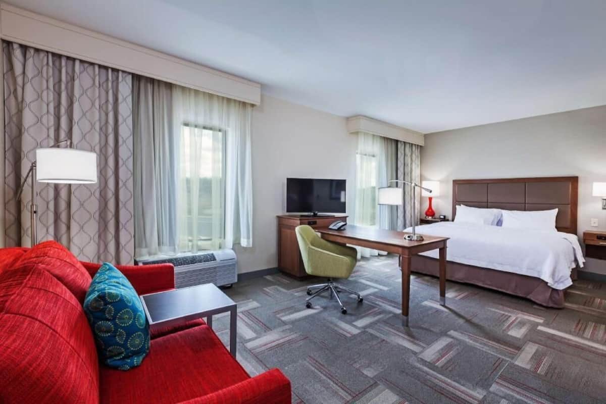 Minibar, in-room safe, iron/ironing board, free cribs/infant beds