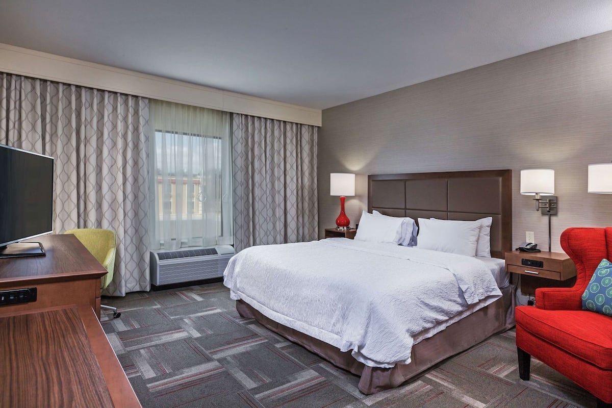 Minibar, in-room safe, iron/ironing board, free cribs/infant beds