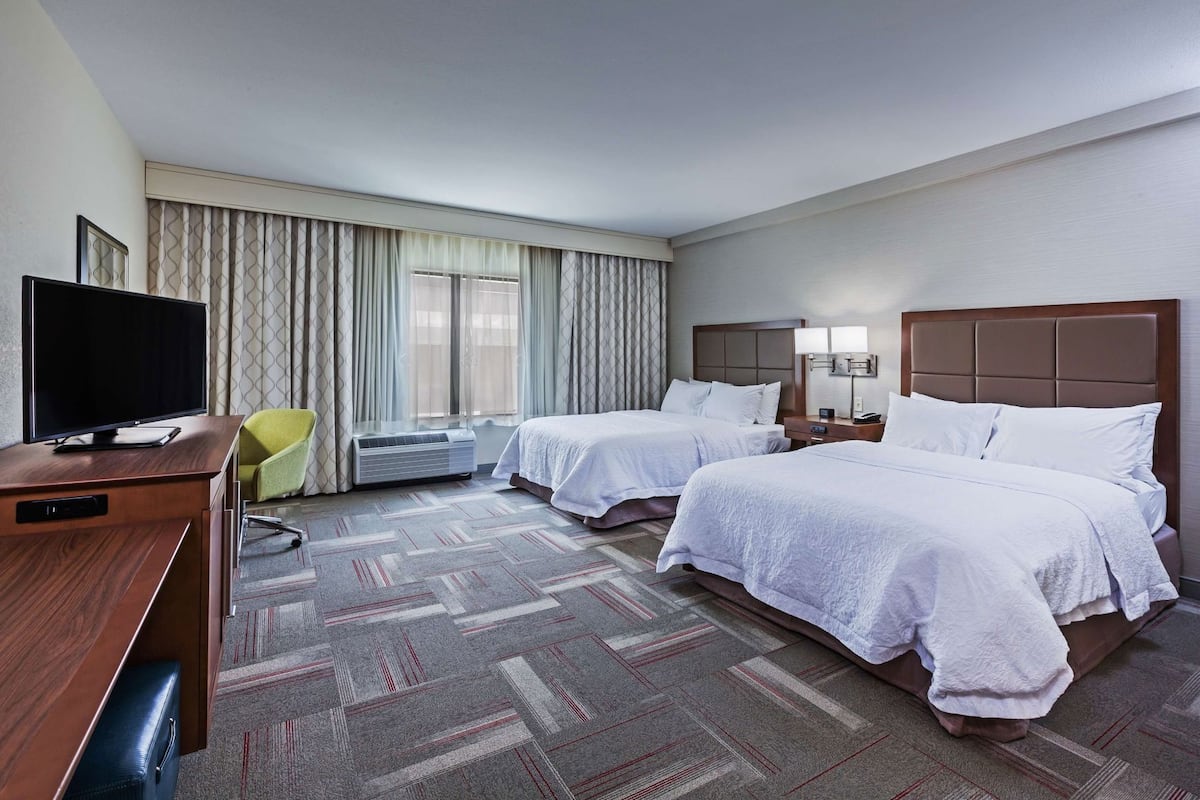Minibar, in-room safe, iron/ironing board, free cribs/infant beds