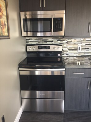 Standard Duplex, 3 Bedrooms (Duplex) | Private kitchen