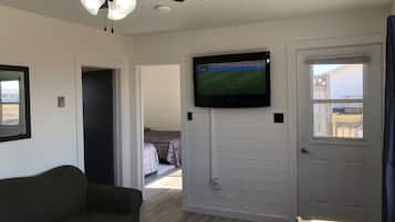 Standard Duplex, 2 Bedrooms (Duplex) | Living area