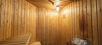 เมาน์เทนโฮสต์ มอเตอร์อินน์