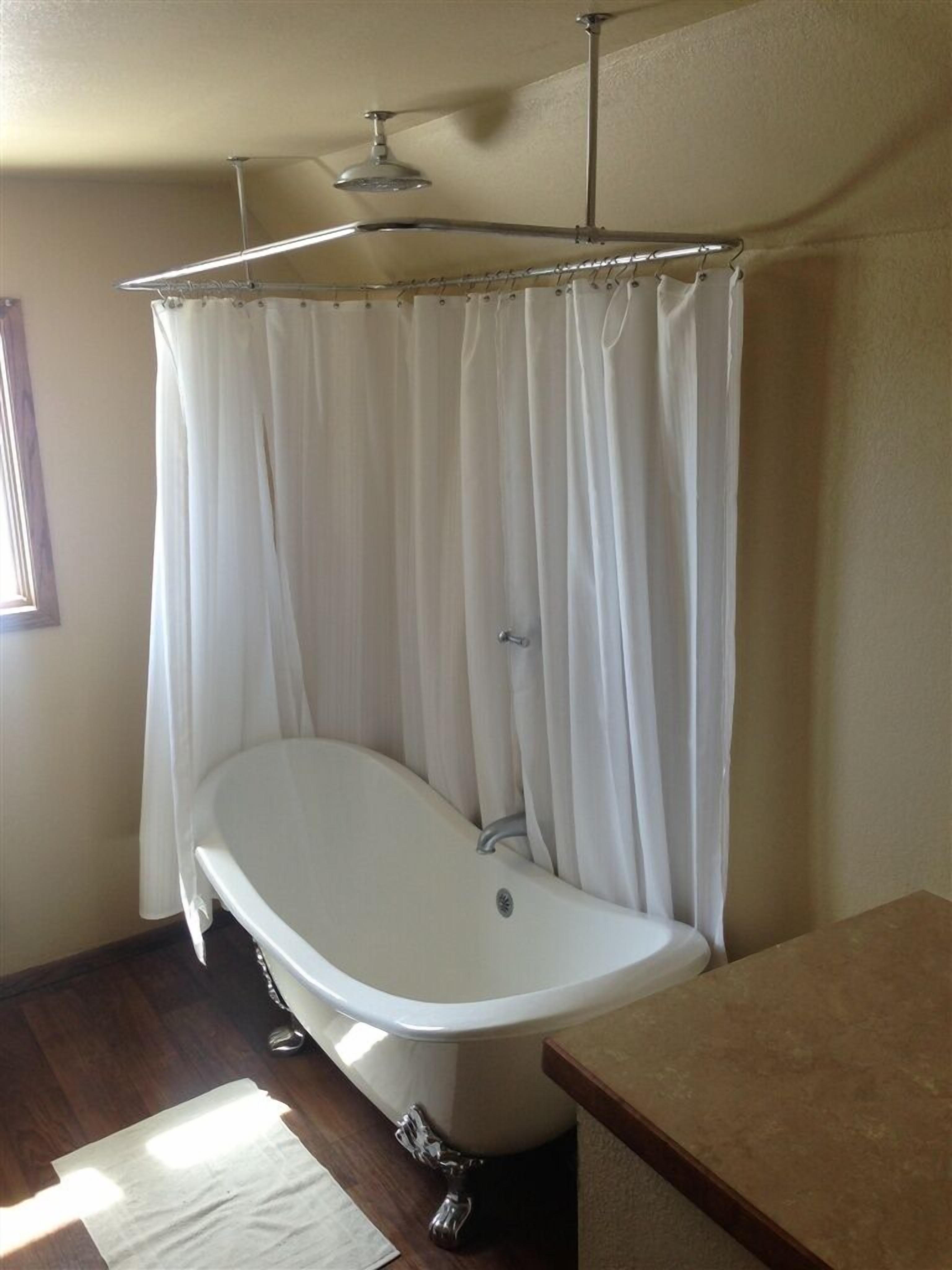 Kamar, beberapa kamar (Lodge) | Bathtub besar