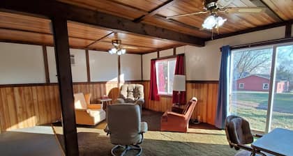 Little River Inn Motel & Guest House