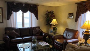 Sala de estar en el lobby