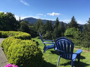 Property grounds - Belle Maison Auprès De La Mer (North Saanich)