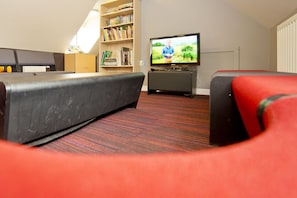 Lobby lounge - YHA Berwick - Hostel (Berwick-upon-Tweed)