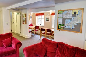 Lounge - YHA Boscastle - Hostel (Boscastle)