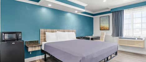 Standaard kamer, 1 kingsize bed, niet-roken | Een bureau, gratis wifi, beddengoed