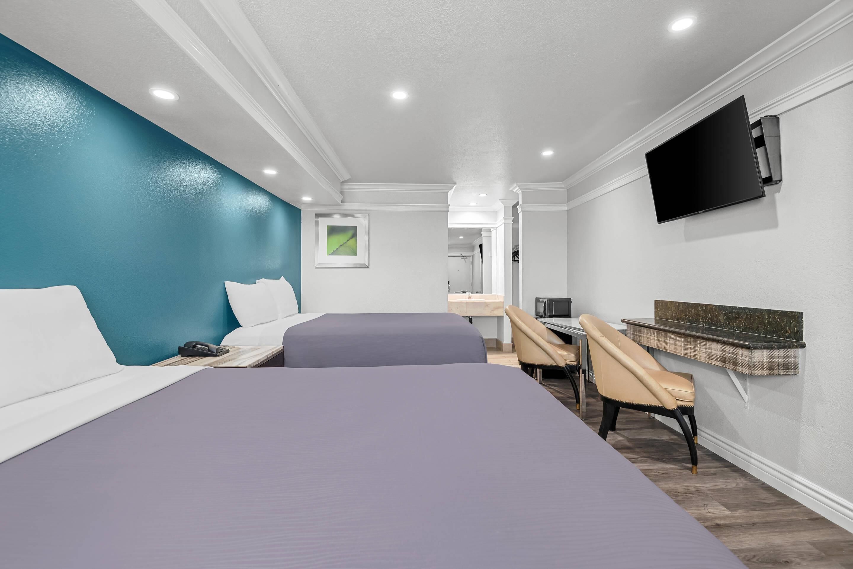 Standaard kamer, 2 queensize bedden, niet-roken | Een bureau, gratis wifi, beddengoed