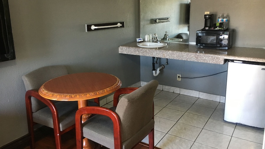 Eagle Inn Motel
