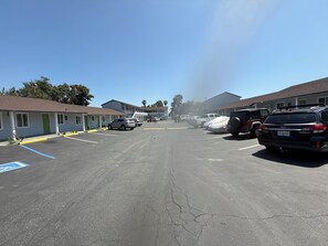 ��舒适客房, 1 张大床 | 露台