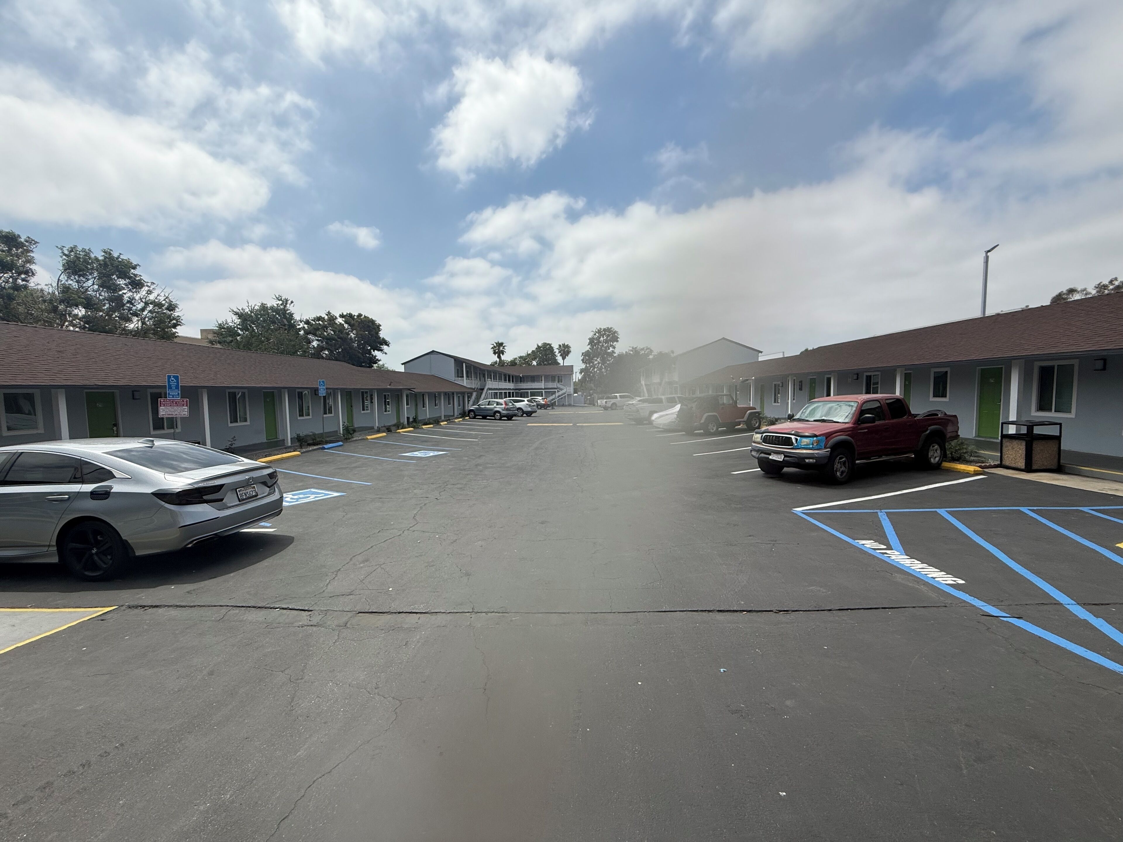 Foto - Hi-Way Host Motel