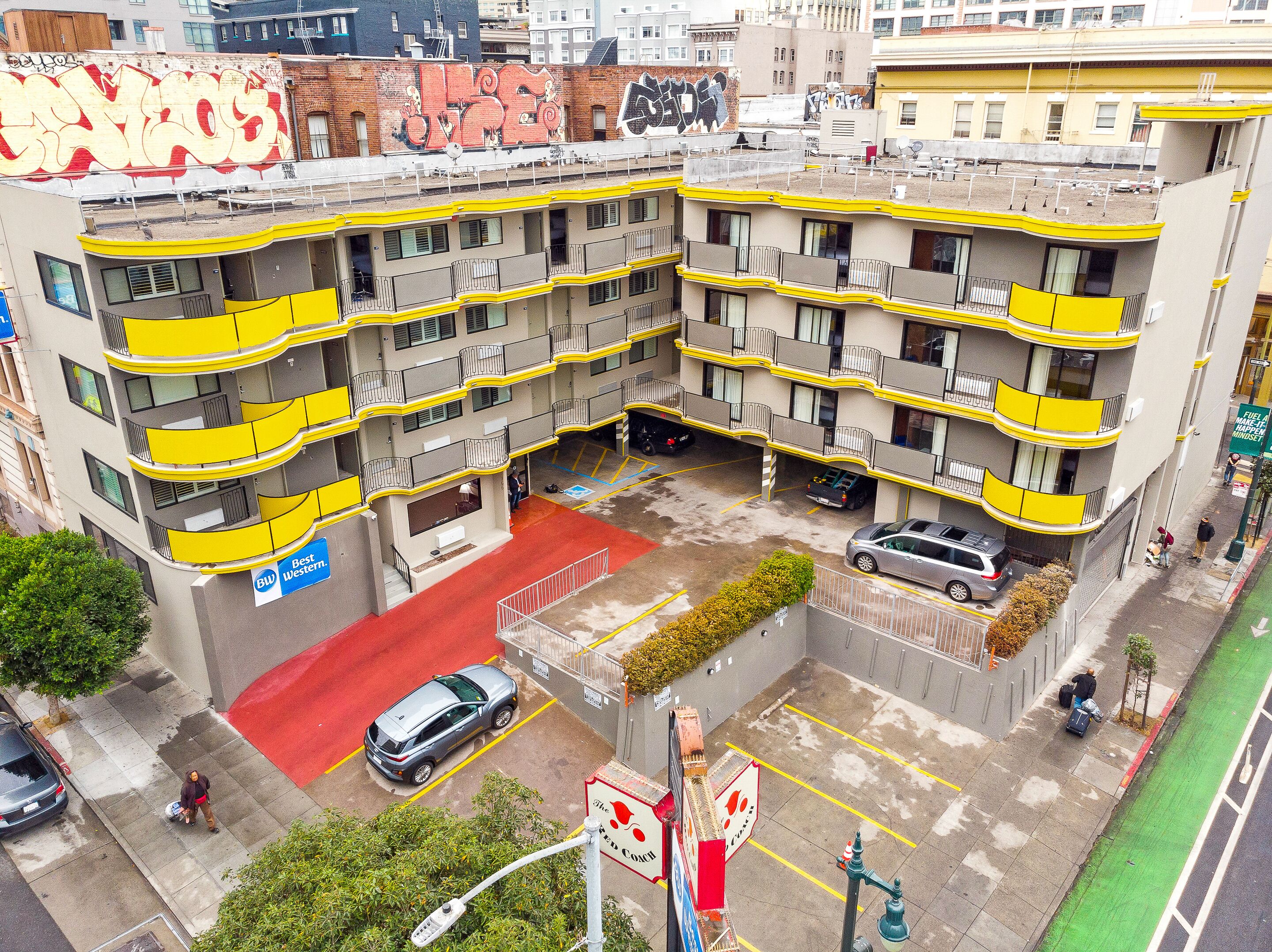 Photo - Best Western Red Coach Inn