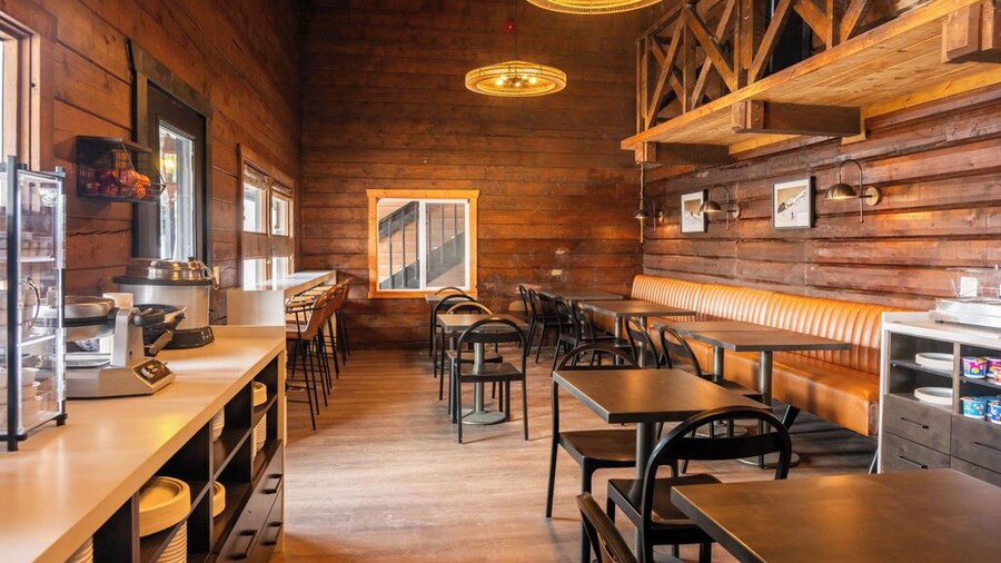 High Creek Lodge & Cabins