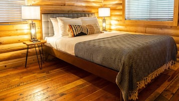 One Bedroom Cabin | Egyptian cotton sheets, premium bedding, individually decorated