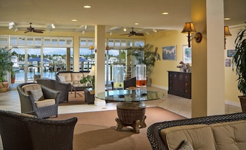 Business center at Cove Inn on Naples Bay