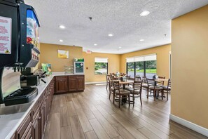 Tägliches inbegriffenes Frühstücksbuffet