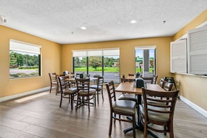 Free daily buffet breakfast - Quality Inn Quincy - Tallahassee West (Quincy)