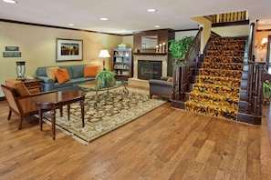 Lobby - Country Inn Suites By Radisson Rome Ga (Rome)