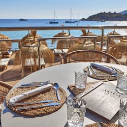 Aperto a colazione, pranzo e cena, cucina mediterranea