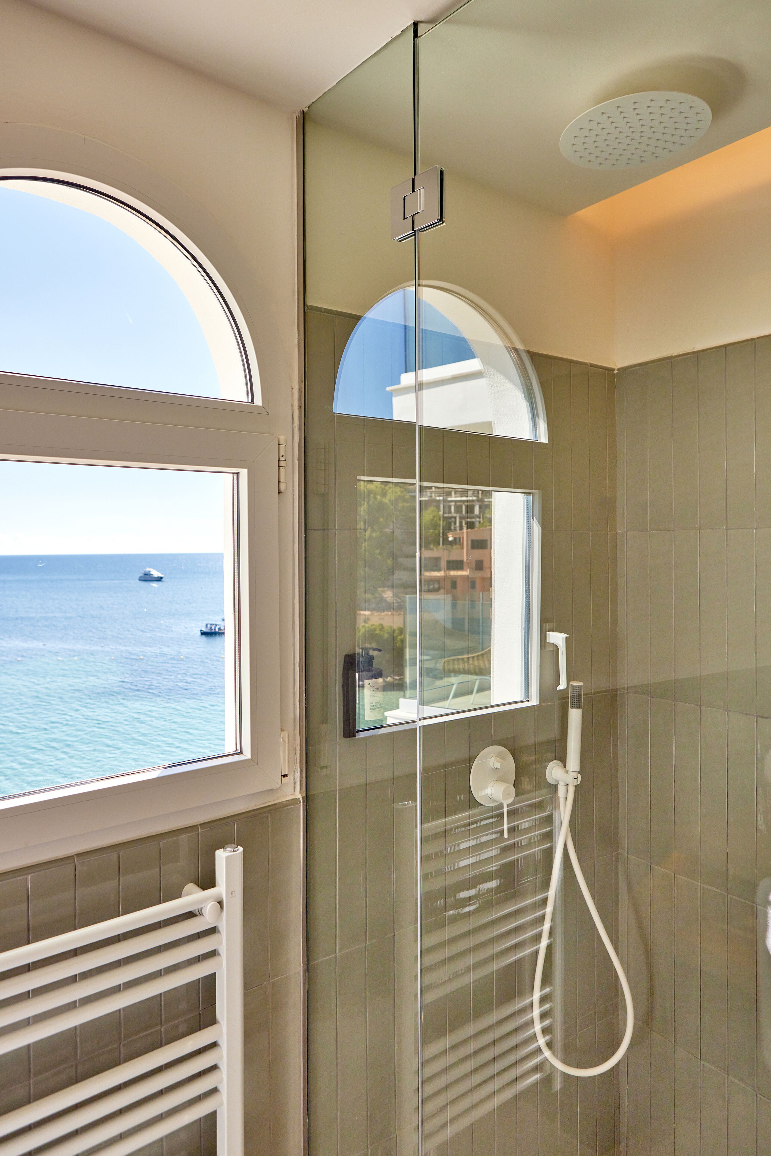 double room, balcony, sea view | bathroom | shower, free toiletries, hair dryer, towels