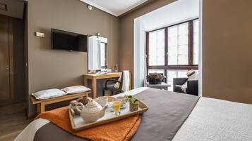 Camera con letto matrimoniale o 2 letti singoli | Wi-Fi gratuito, lenzuola