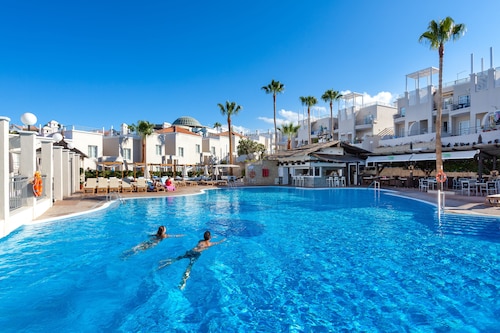 Los Olivos Beach Resort