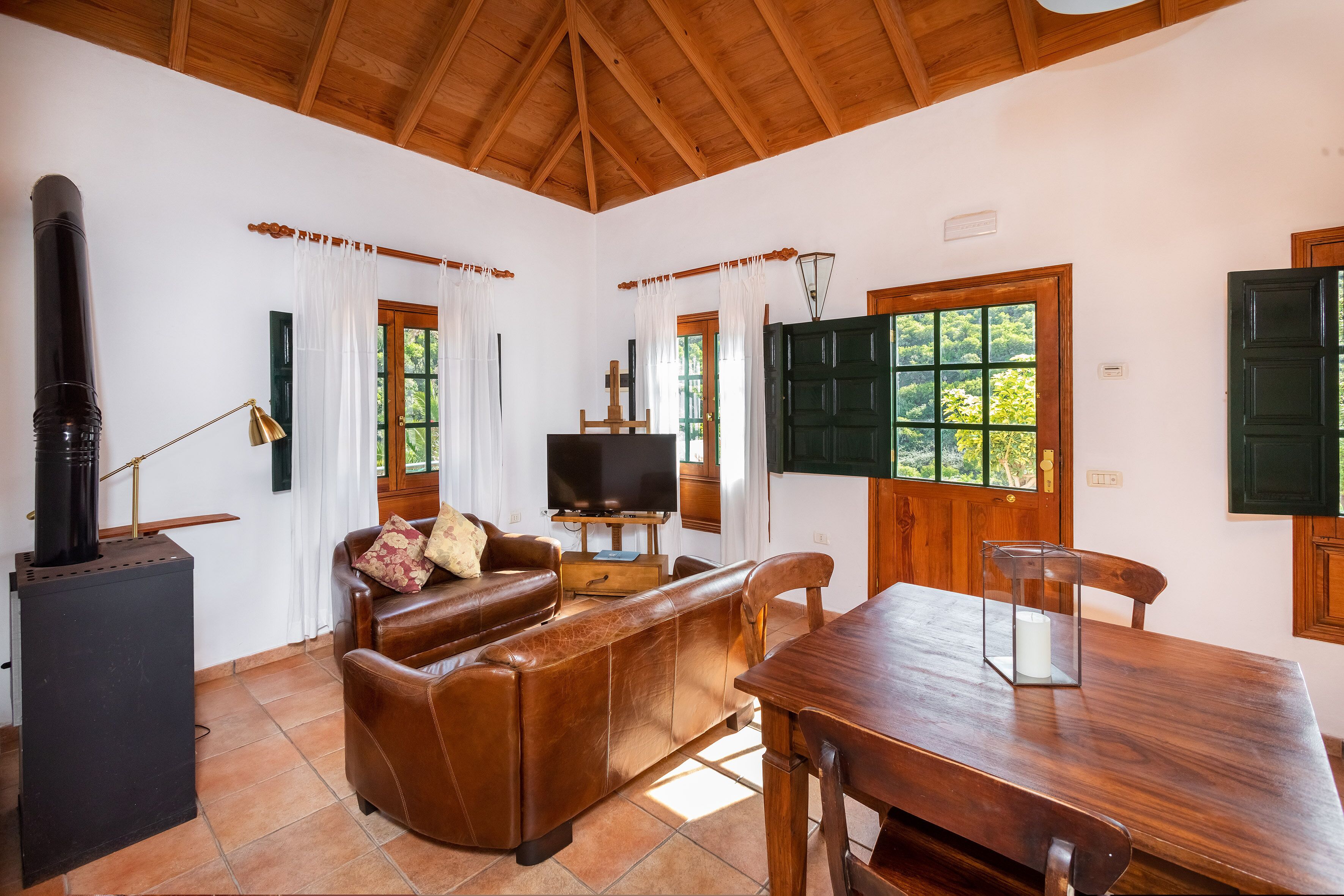 Standard House, 2 Bedrooms | 2 bedrooms, individually decorated, individually furnished