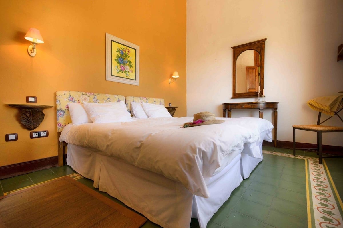 Quarto casal (Huespedes) | Berços (sobretaxa)