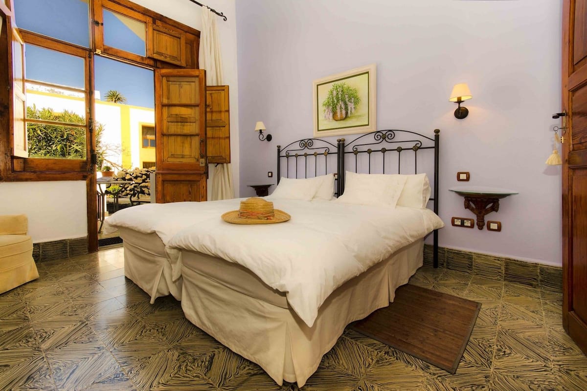 Quarto duplo (Alacena) | Berços (sobretaxa)