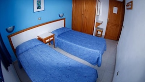 Apartment | 1 bedroom, desk, blackout drapes, cribs (free) - Apartamentos Aquasol (Mogan)
