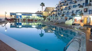 Outdoor pool, pool umbrellas, pool loungers