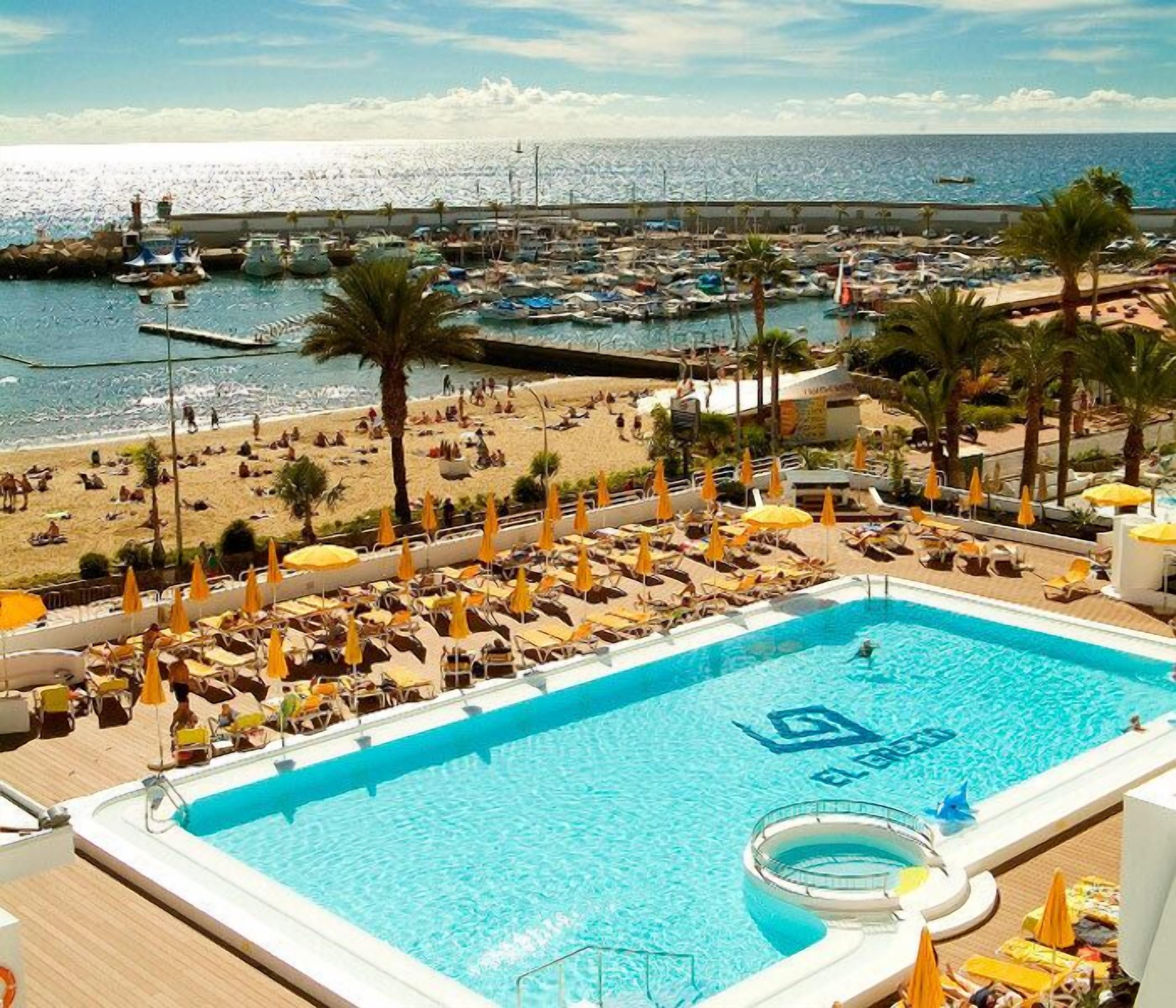 Piscina a l'aire lliure 