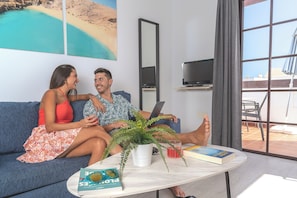 Apartment, 1 Schlafzimmer | Wohnbereich | Flachbildfernseher