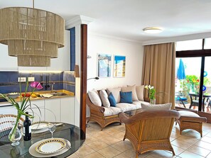 Apartment, 1 Bedroom (Balcony or Terrace) | Living area | 50-inch flat-screen TV with digital channels, TV - Sunsuites Carolina (San Bartolomé de Tirajana)