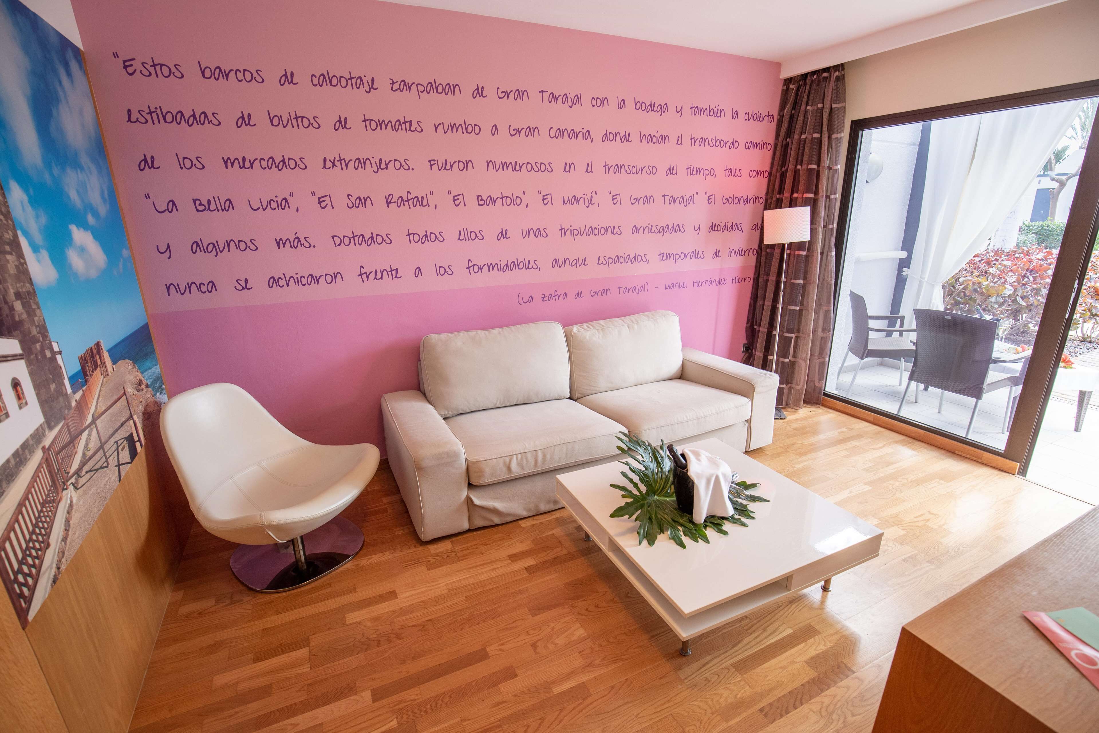 Photo - R2 Romantic Fantasia Suites - Adults Only