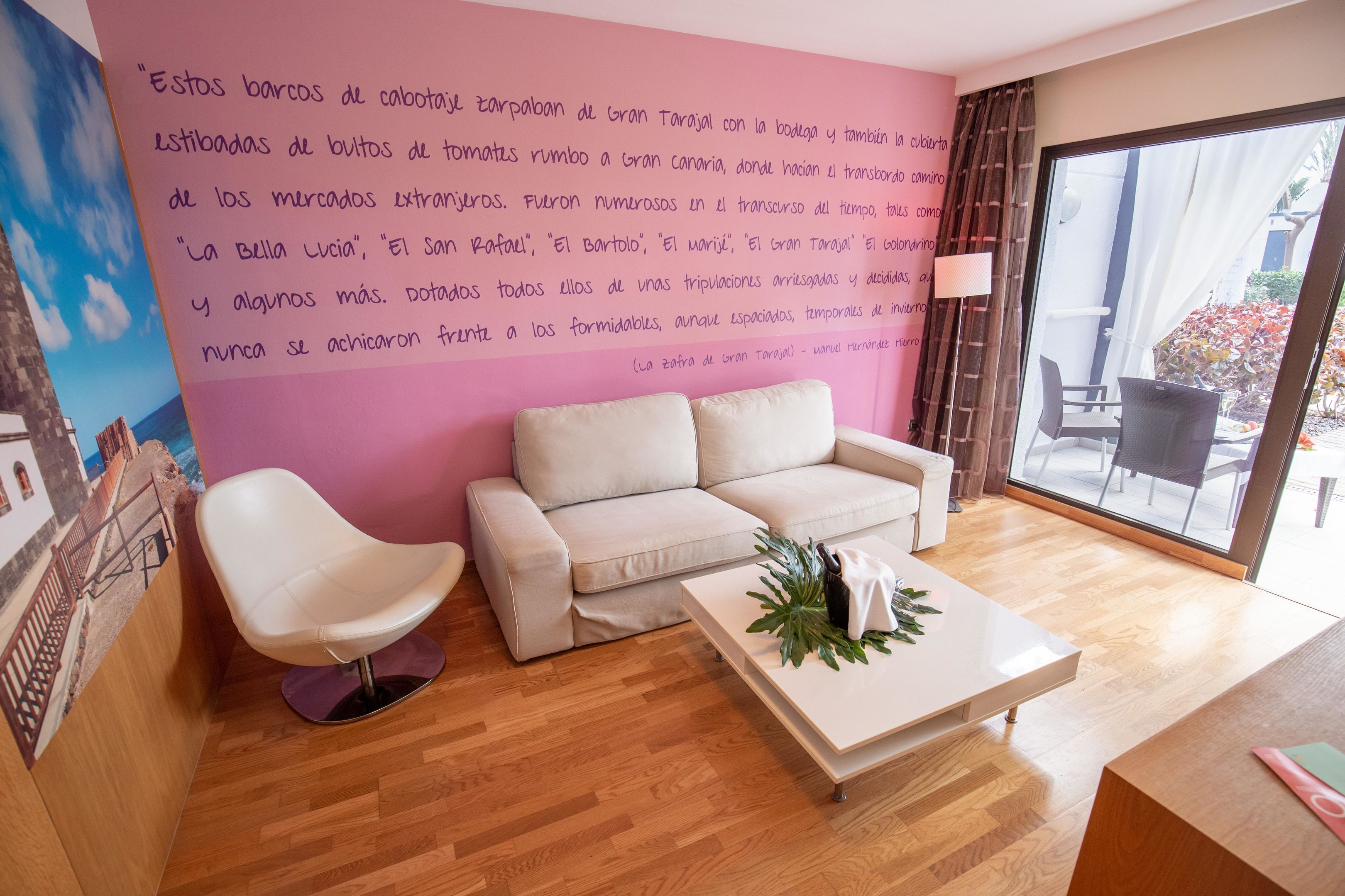 Photo - R2 Romantic Fantasia Suites - Adults Only