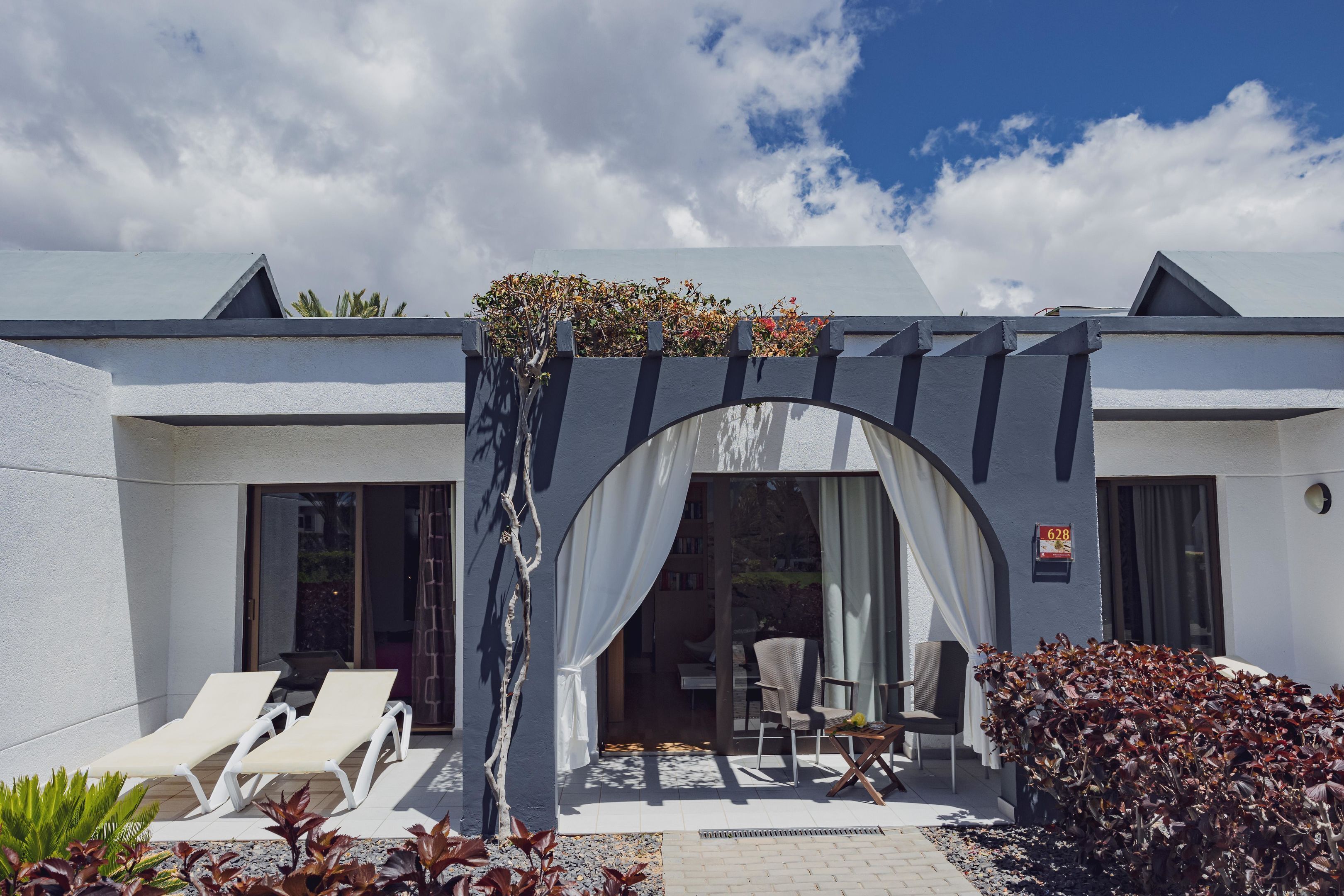 Photo - R2 Romantic Fantasia Suites - Adults Only