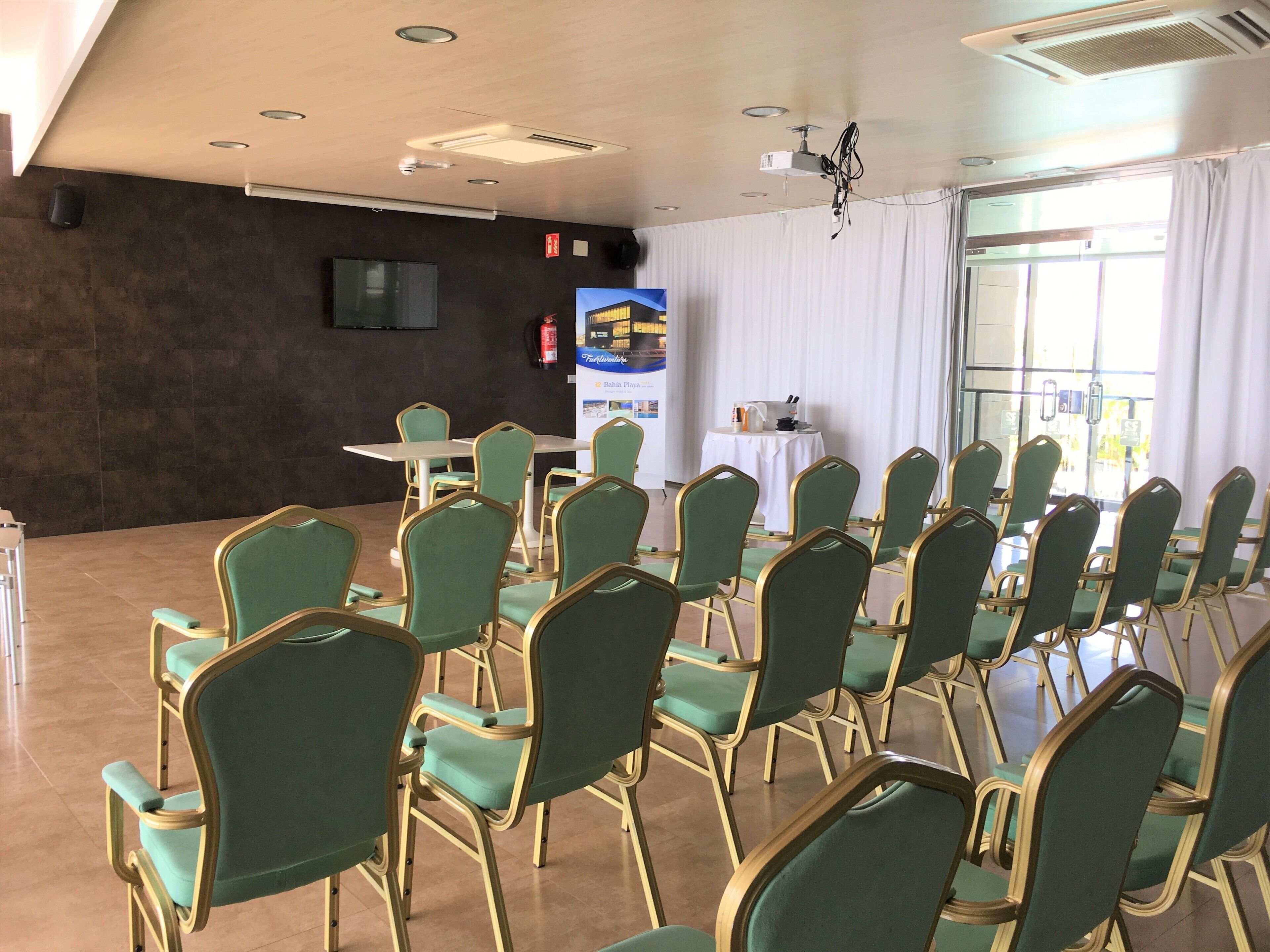 Photo - R2 Romantic Fantasia Suites - Adults Only