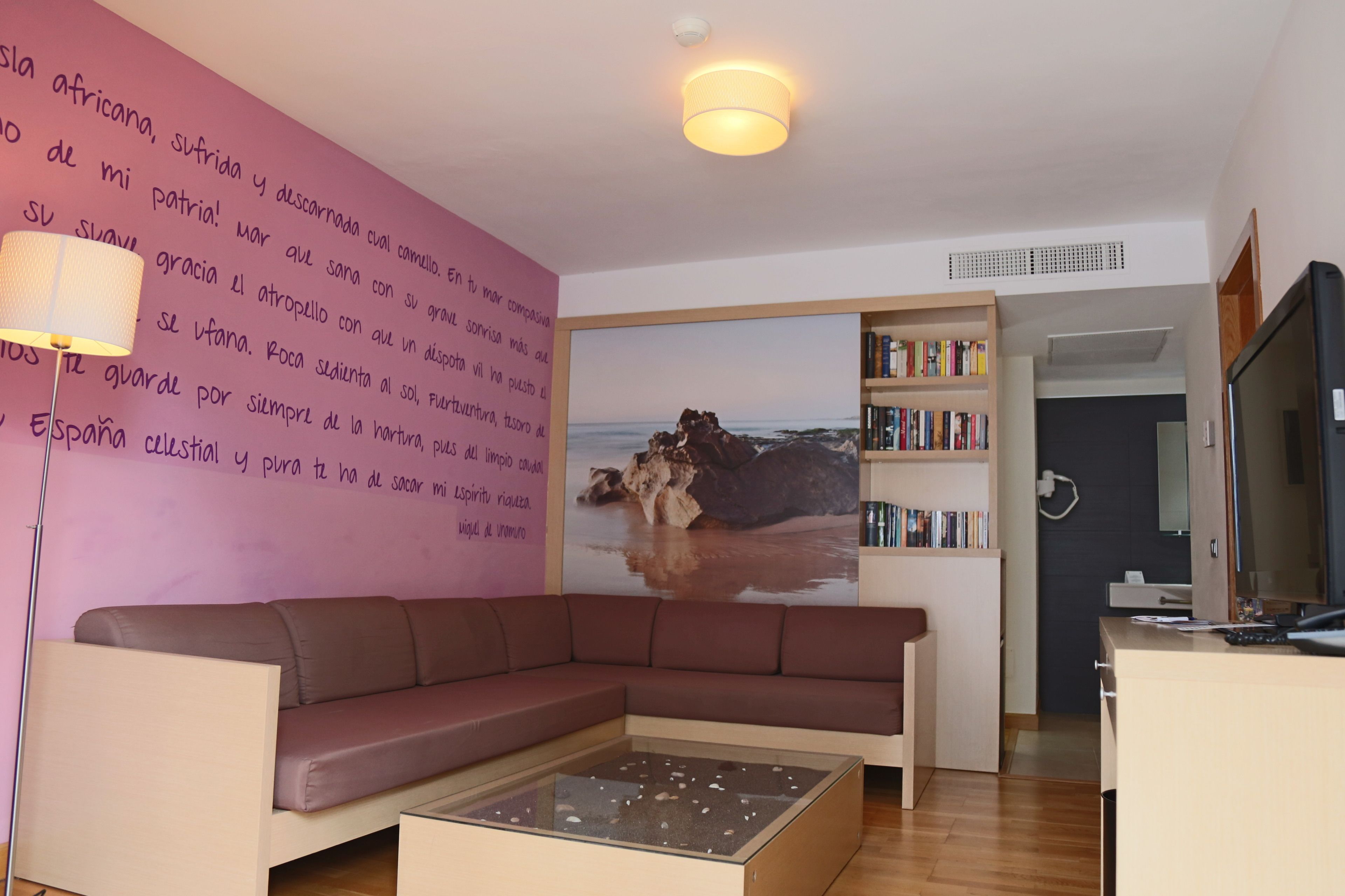 Photo - R2 Romantic Fantasia Suites - Adults Only