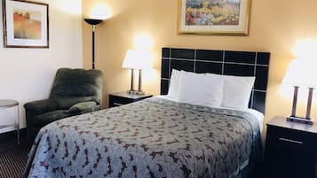 Standaard kamer, 1 queensize bed | Individueel gedecoreerd, individueel gemeubileerd, een bureau