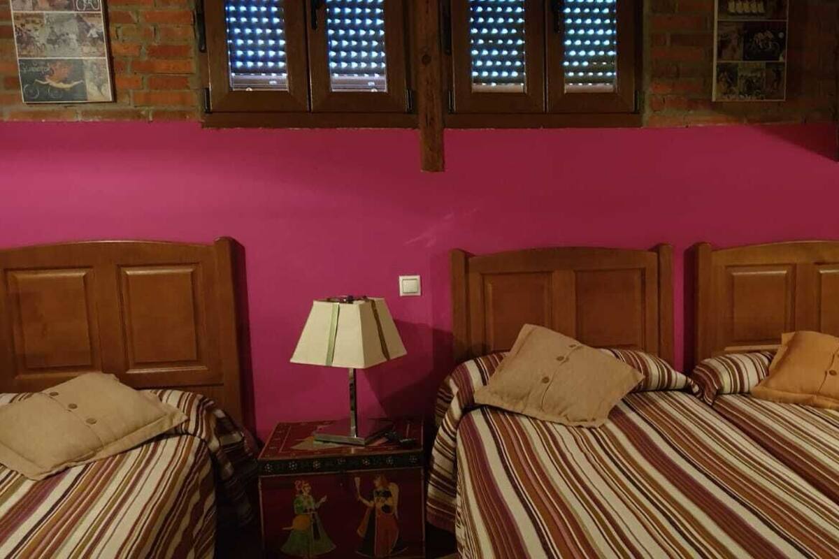 Triple Room, Private Bathroom | In-room safe, soundproofing, WiFi (free)
