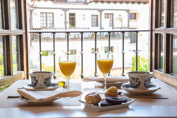 Daily continental breakfast for a fee