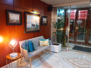Sala de estar en el lobby