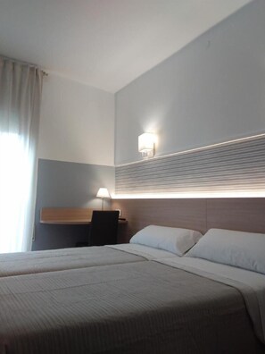 Soundproofing, free WiFi, bed sheets - Can Setmanes (Blanes)