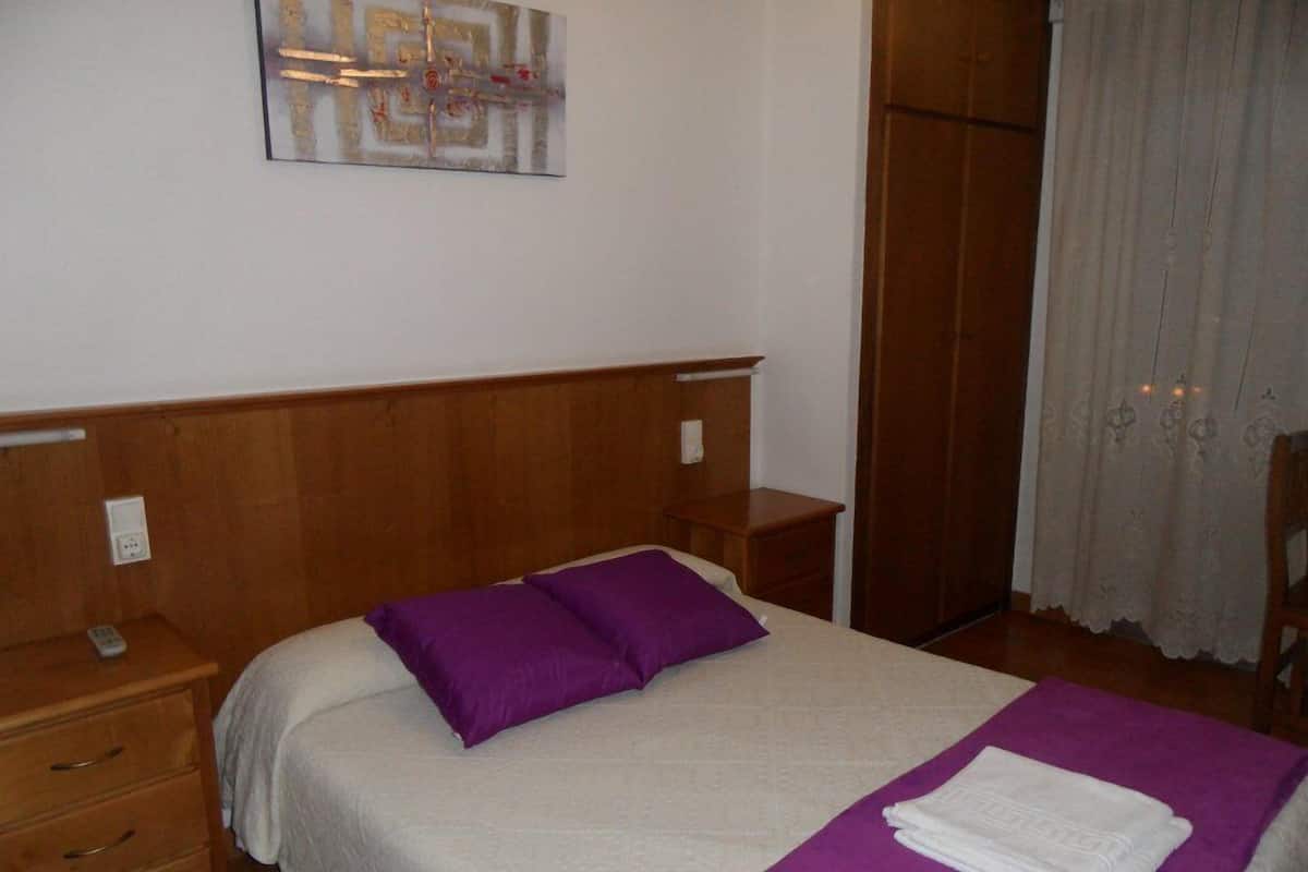 Habitación individual | Escritorio, cortinas opacas, wifi gratis